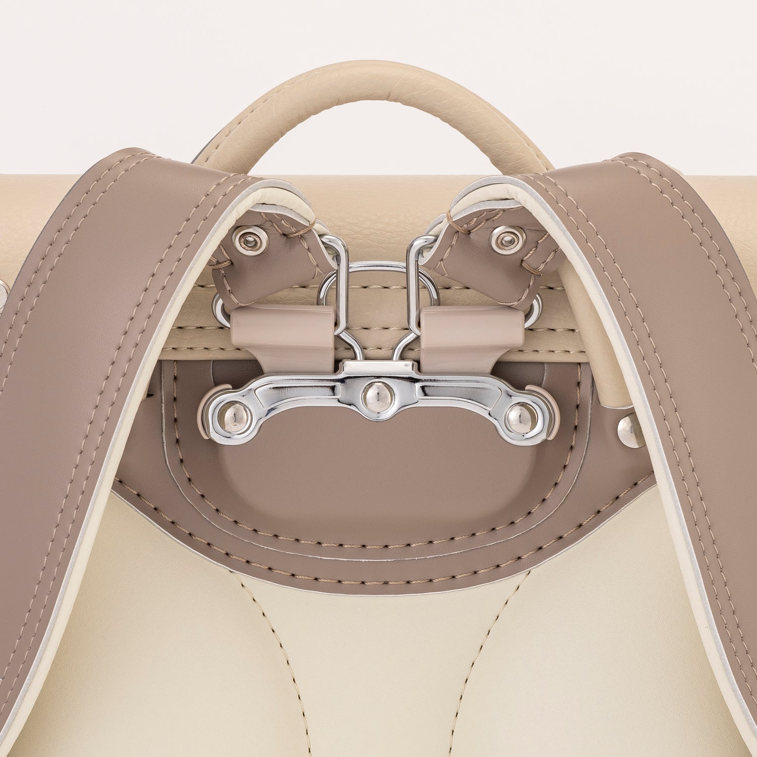 SHIFFON　ポール＆ジョー　クリザンテームチャトン　ホワイト