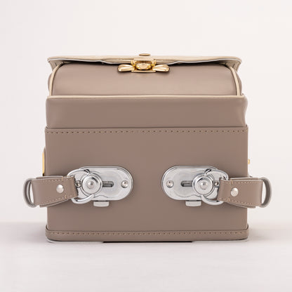 SHIFFON　ポール＆ジョー　クリザンテームチャトン　ホワイト