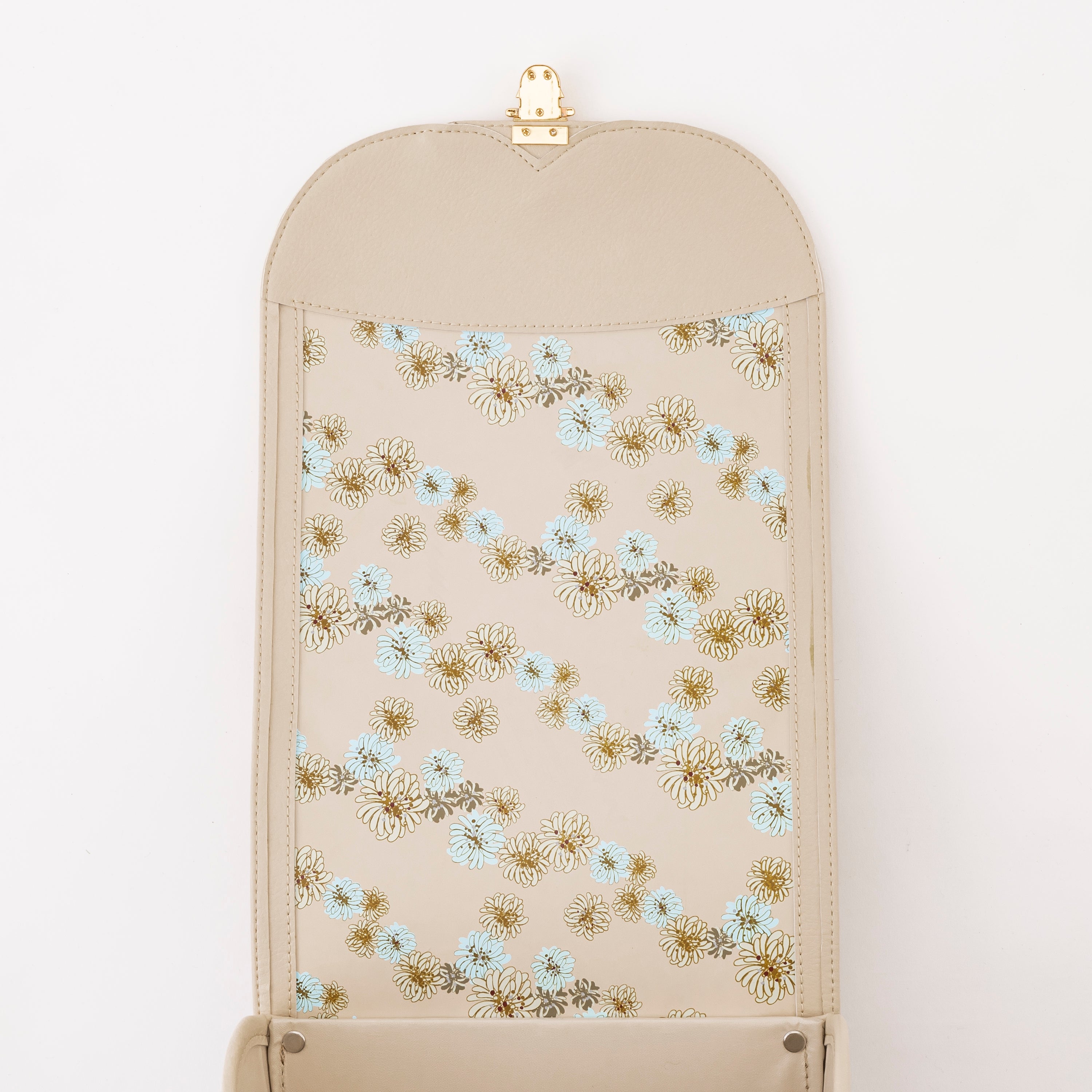 SHIFFON　ポール＆ジョー　クリザンテームチャトン　ホワイト