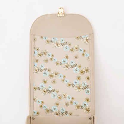 SHIFFON　ポール＆ジョー　クリザンテームチャトン　ホワイト